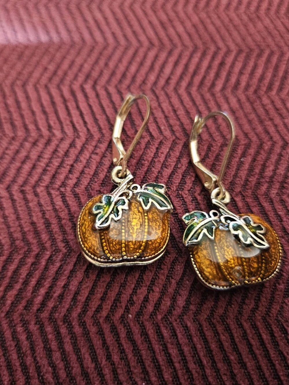 NWOT Pumpkin Drop Earrings with Green Leaf Accents Gold TONE